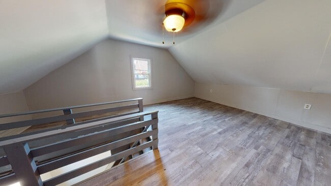 Building Photo - 4217 Hyde Ave Unit Rear House