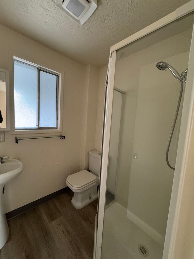 Photo - 3 Bedroom, 2 Bath Single Family Home in Cal Young/Gilham Neighborhood