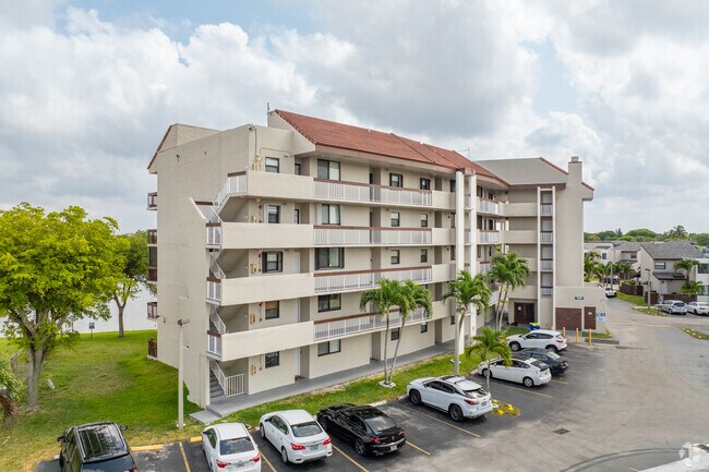 Photo - Indian Lake Village 2