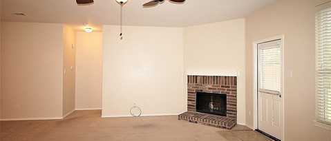 Photo - 619 Denali Dr