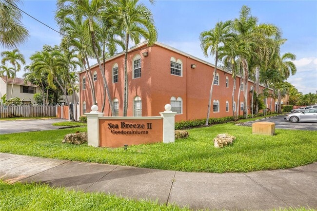 Building Photo - 1405 Miami Rd Unit 5 Rental