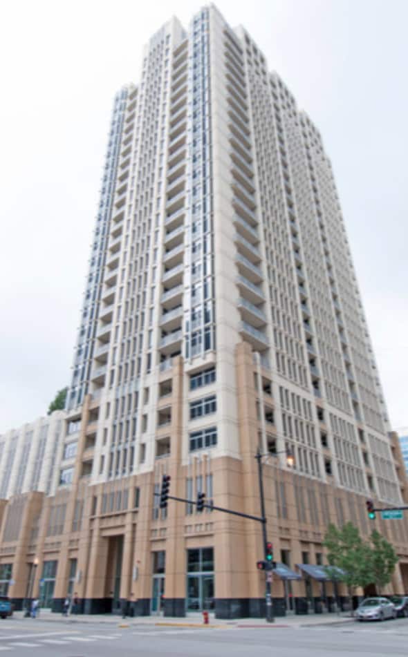 Building Photo - 1400 S Michigan Ave Unit 2004 Rental