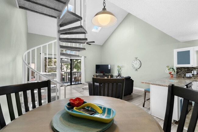 Photo - 1890E Auburn Ln Unidad SI ID1329035P