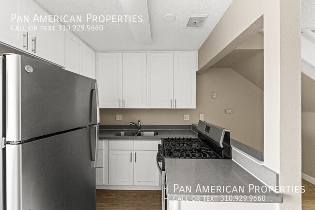 Photo - 15443 Van Buren St