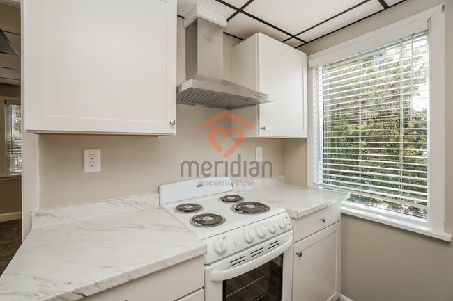 Photo - 1BR All utilities included! Unit 2