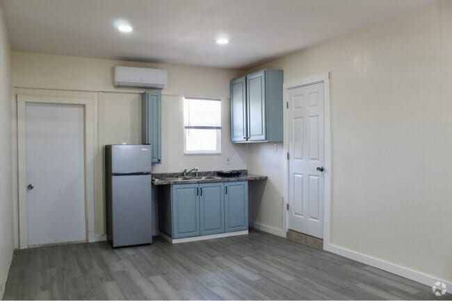 Building Photo - 22144 Laramore Ave Rental