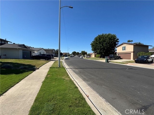 Photo - 16763 Daisy Ave