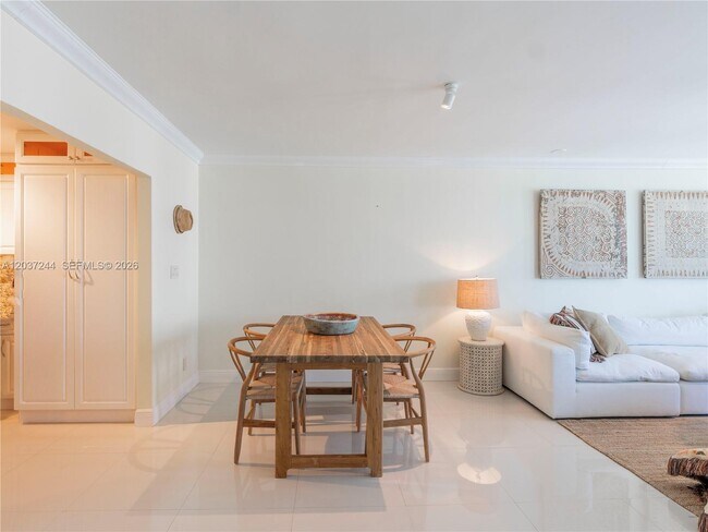 Photo - 5401 Collins Ave Unit 1013