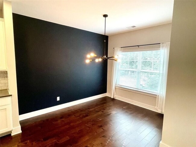 Photo - 3796 Oxford Cir