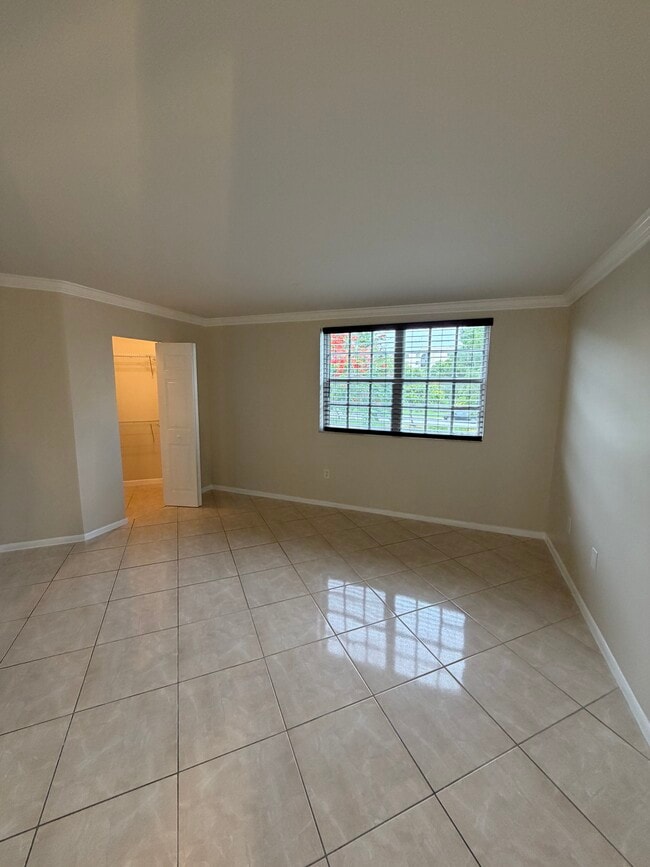 Photo - 9711 Fontainebleau Blvd Unit Soleil