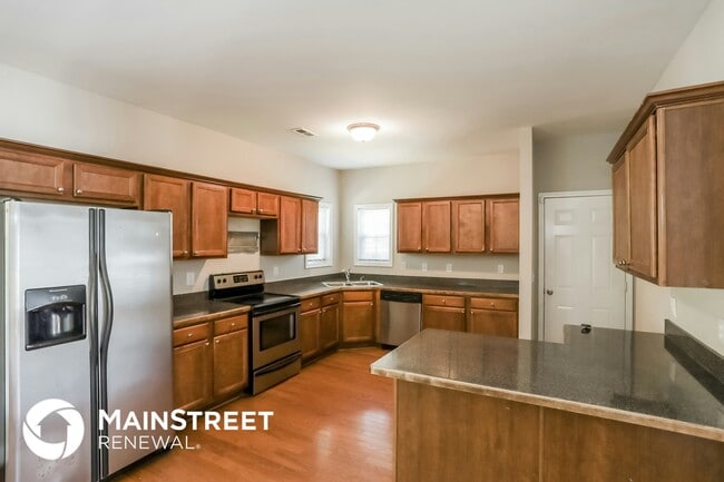 Photo - 1299 Vonda Ln SW