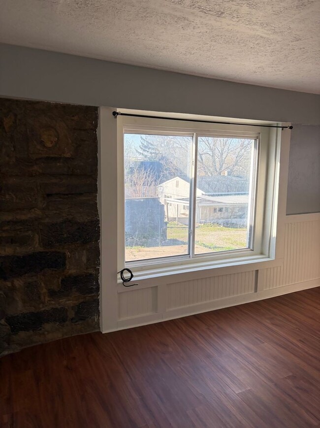 Photo - Quaint 1 Bedroom