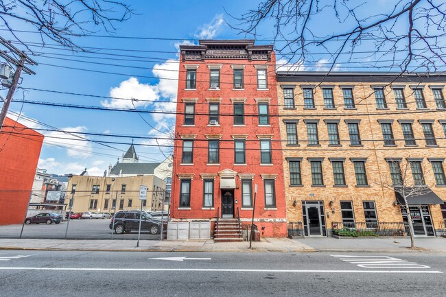 Photo - 554 Observer Hwy