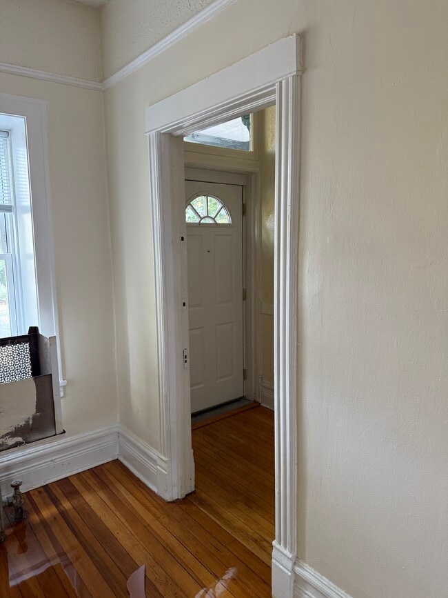 Photo - 2419 N Fairfield Ave Unidad 1