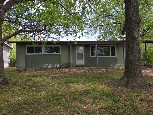 Building Photo - 10304 Bon Oak Dr Rental
