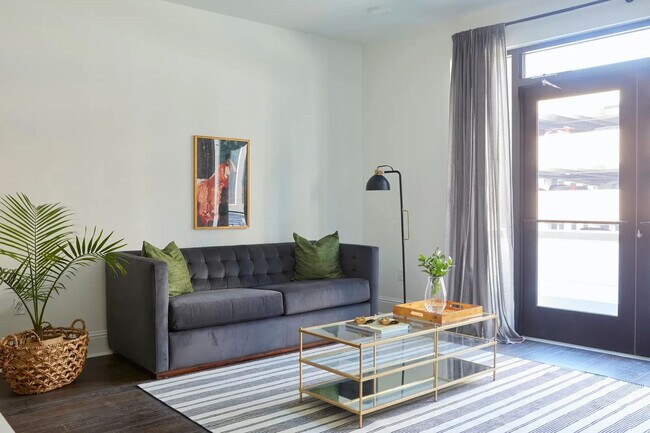 Photo - 800 Gravier St Unidad ID1272310P