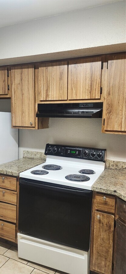 Photo - 8918 Bissonnet St Unit 4