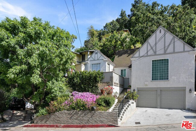 Building Photo - 2059 Laurel Canyon Blvd Rental