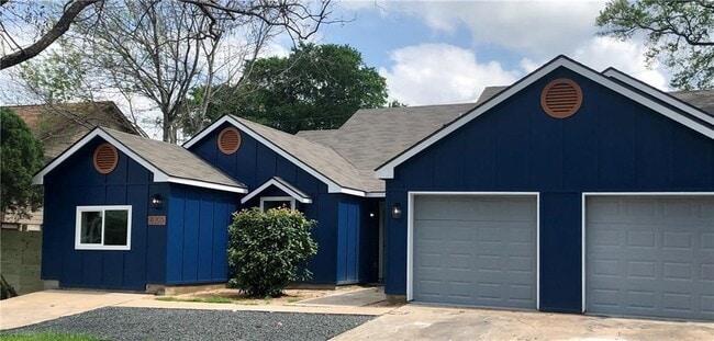 Photo - 2003 Kirksey Dr Townhome