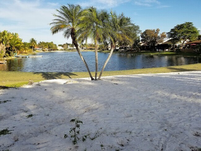 Photo - 1361 Sandpiper Blvd