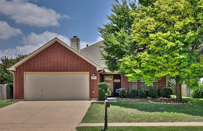 Building Photo - 7501 Diamond Springs Tr Rental