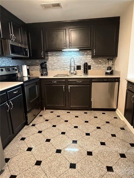 303 Sugar Top Dr Unit -2020