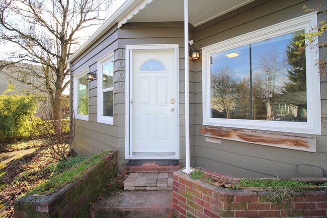 Photo - 1005 NE 58th Ave