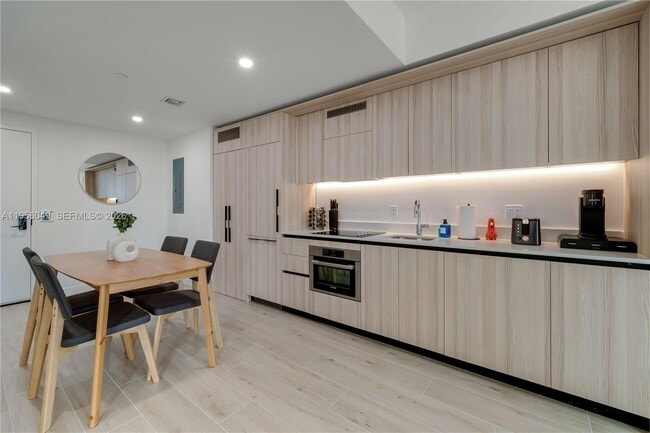 Photo - 225 N Miami Ave Unit 1707