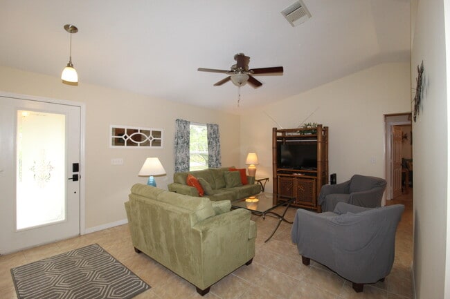 Photo - 5300 Seagrape Dr