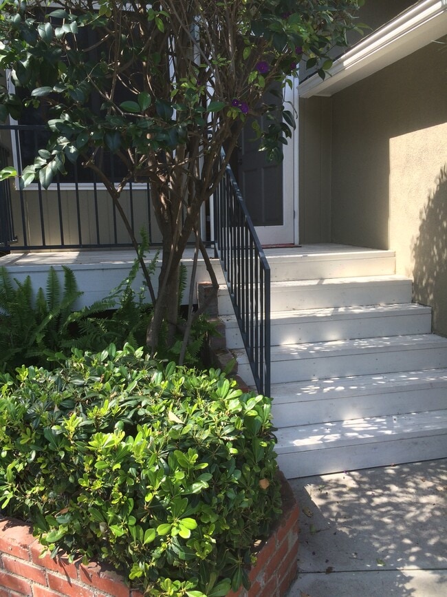 Building Photo - 17975 Boris Dr Rental