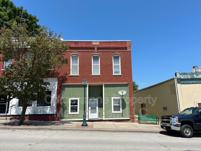 Building Photo - 617 E 4th St Rental