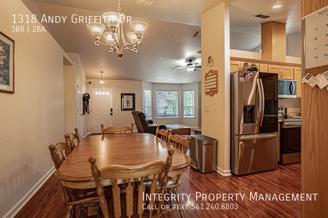 Photo - 1318 Andy Griffith Dr