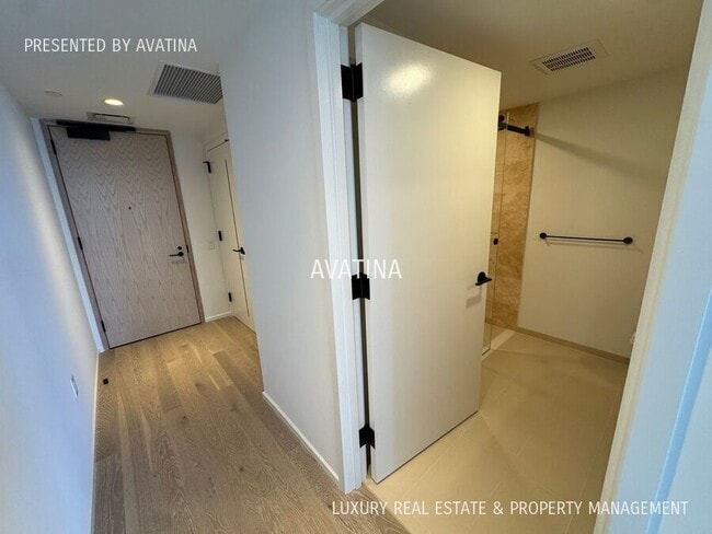 Photo - 333 Ward Ave