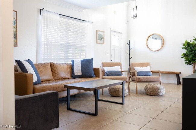 Photo - 207 SE 22nd St