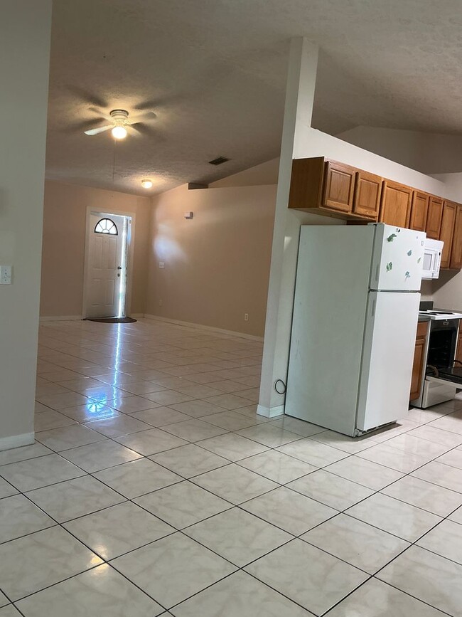 Photo - East of U.S.One 4 bedroom 3 bath