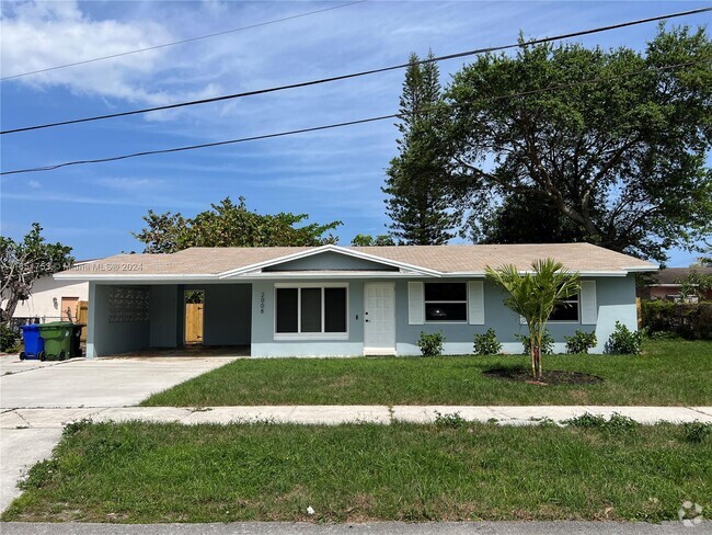 Building Photo - 2008 NW 10th Ave Rental