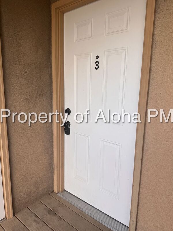 Photo - 1043 W Pine Ave