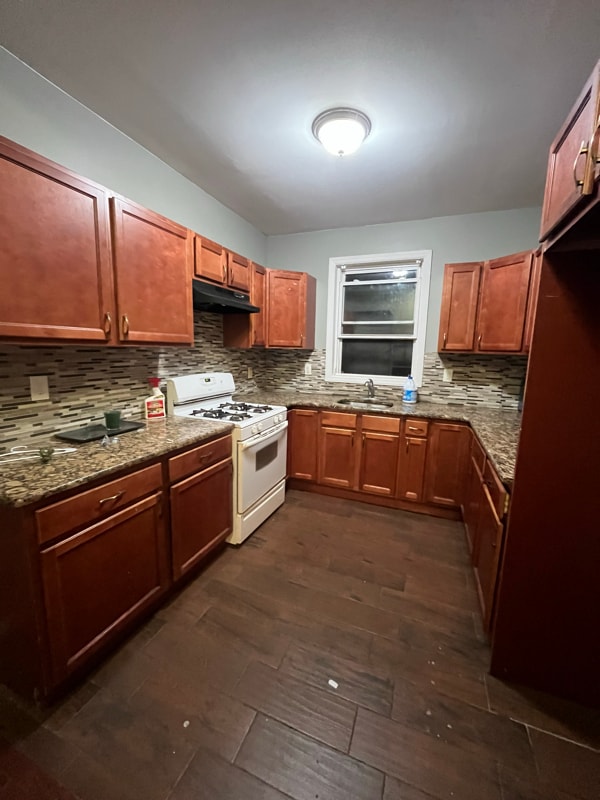 Building Photo - 89 Cedar Ave Rental