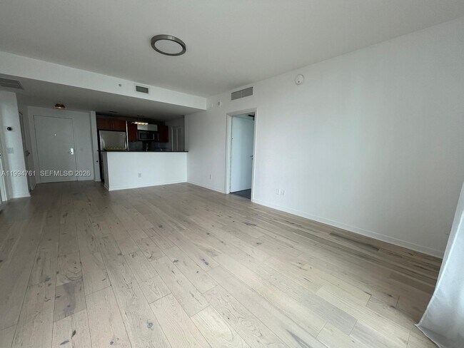 Photo - 300 S Biscayne Blvd Unit T-2012