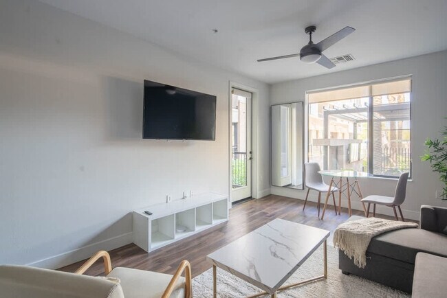 Photo - 701 W Rio Salado Pkwy Unit ID1263084P