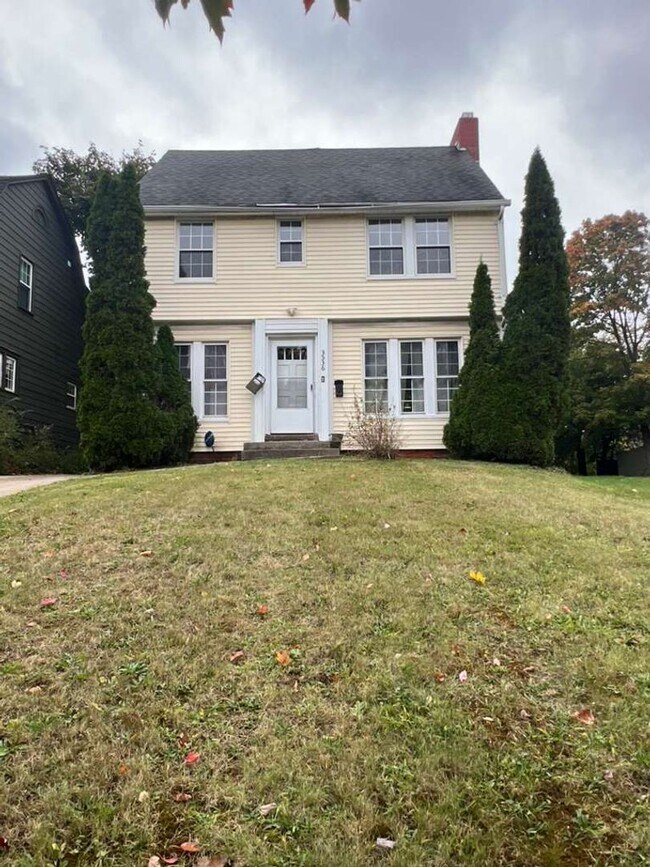 Building Photo - 3536 Daleford Rd Unit 2