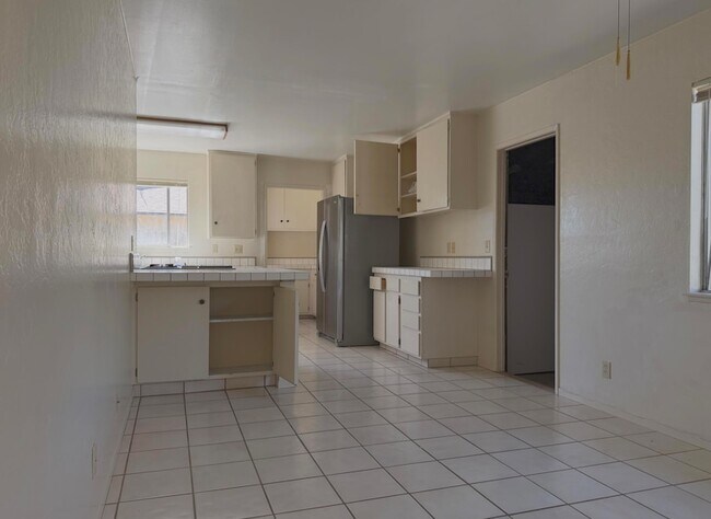 4675 Verdugo Pl