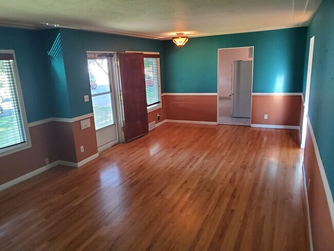 Photo - Charming 4 BR/ 2 BA North Spokane Home