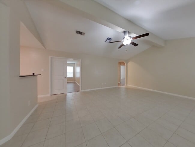 Building Photo - 805 Painted Bison Dr Rental