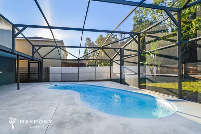 Photo - 139 Bristol Forest Trail