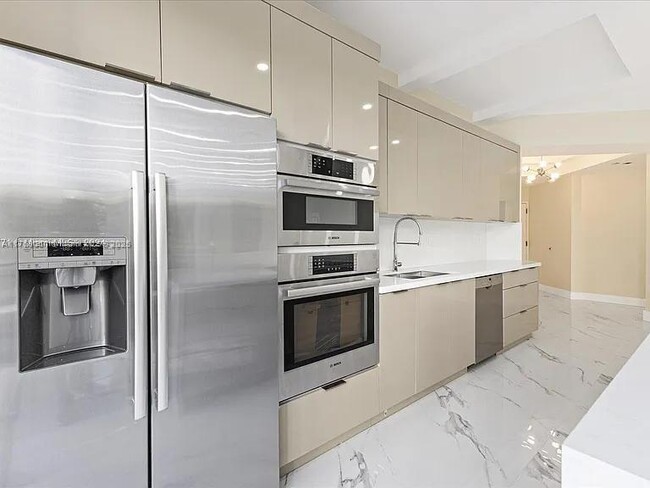 Photo - 3900 Island Blvd Condo Unit B408