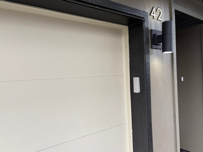 Photo - 500 Fleming Rd