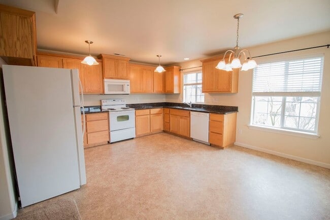 Photo - Clean 2 Bedroom. 2 bath apartment