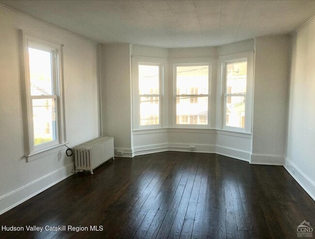 Photo - 21 8th St