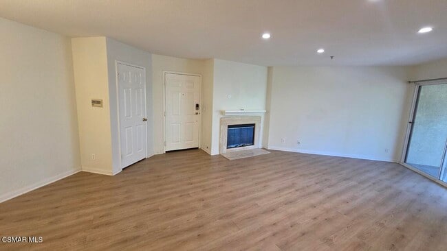 Building Photo - 697 Sutton Crest Trail